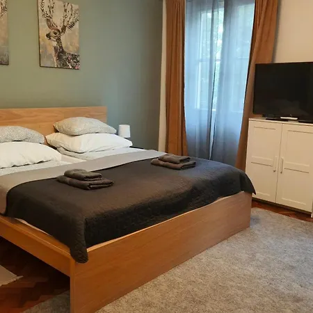 Tornyai Apartamento *